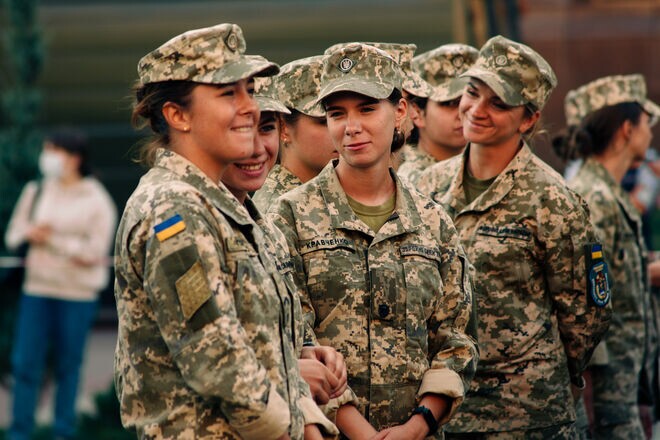 Ще одна спроба ВРУ зробити військовий облік жінок добровільним: законопроєкт